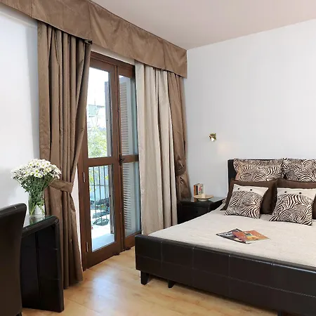 Royiatiko 2* Nicosia