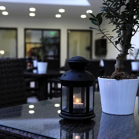 Hotel Royiatiko