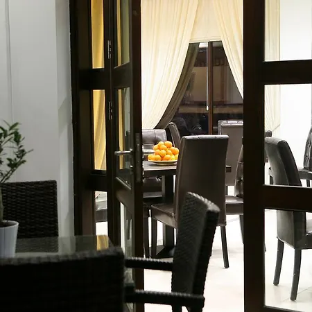 Royiatiko Otel Lefkoşa