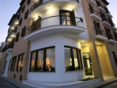 Otel Royiatiko Lefkoşa