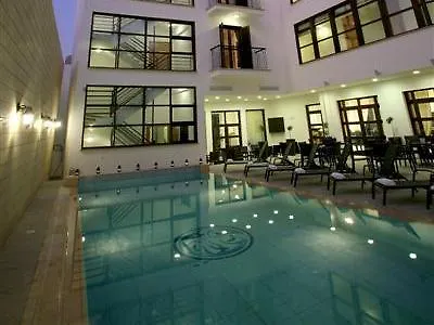 Otel Royiatiko Lefkoşa